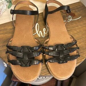 Ugg sandals 9